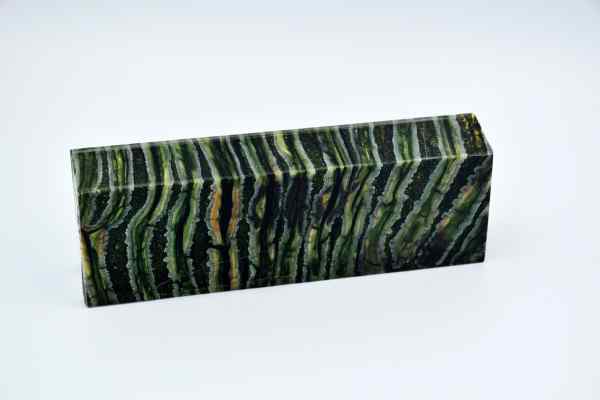 Griffmaterial04 Griffmaterial handgeschmiedetes Damastmesser