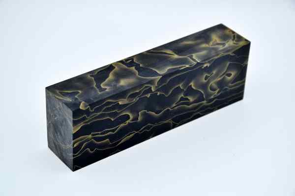 Griffmaterial10 Griffmaterial handgeschmiedetes Damastmesser